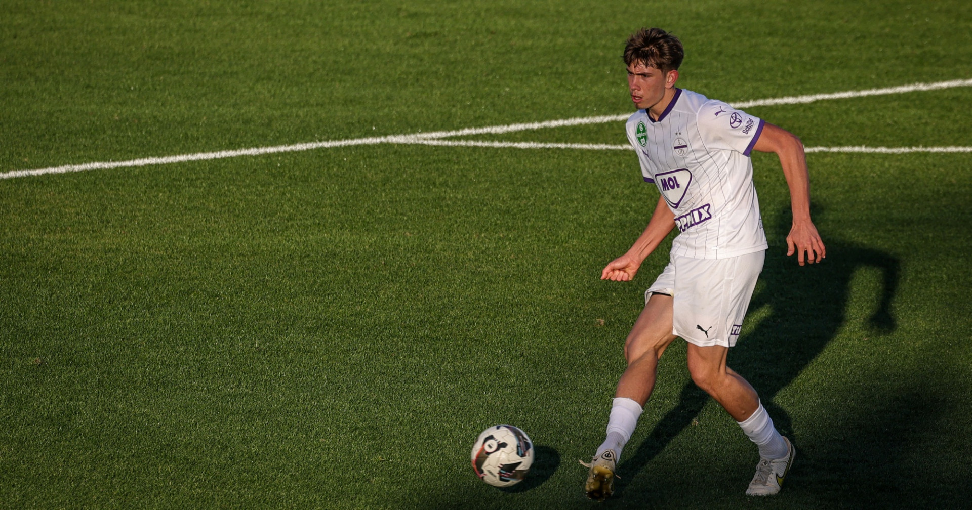 „Szerettük volna, ha mielőbb bekerülök a felnőtt labdarúgásba, ez Portugáliában több évet vett volna igénybe"