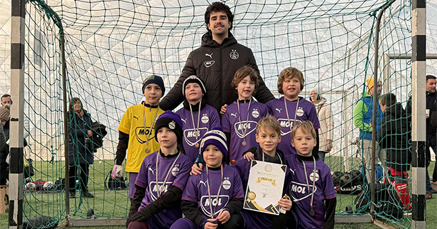 Idősebbek között szerzett bronzérmet U8-as Csíkos csapatunk