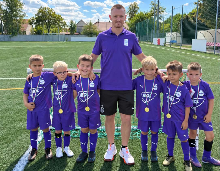 Ezüstérmet szereztek Nagytétényben U7-eseink