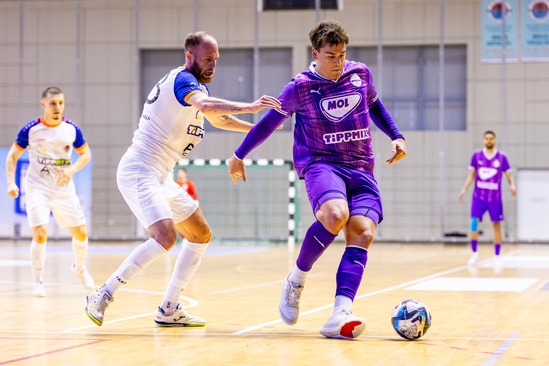 Futsalcsapatunk kikapott Nyíregyházán -  jövő héten, hazai pályán juthatunk döntőbe