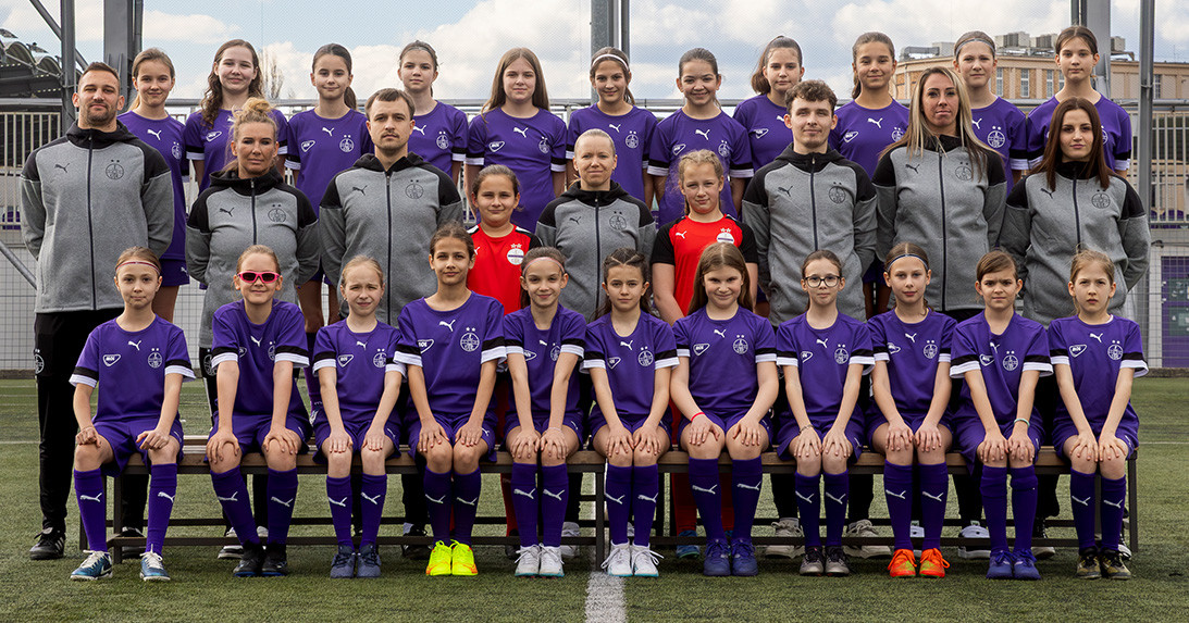 Tartalmas és tanulságos idényt zártak U12-es lányaink