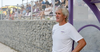 Mundi Viktor Ujpest I I