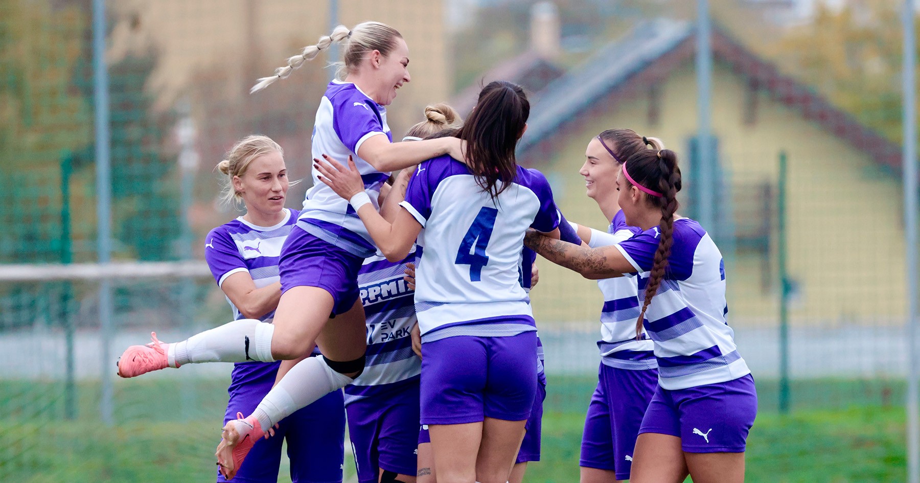 A Csepelt is legyőzve tovább menetel női csapatunk