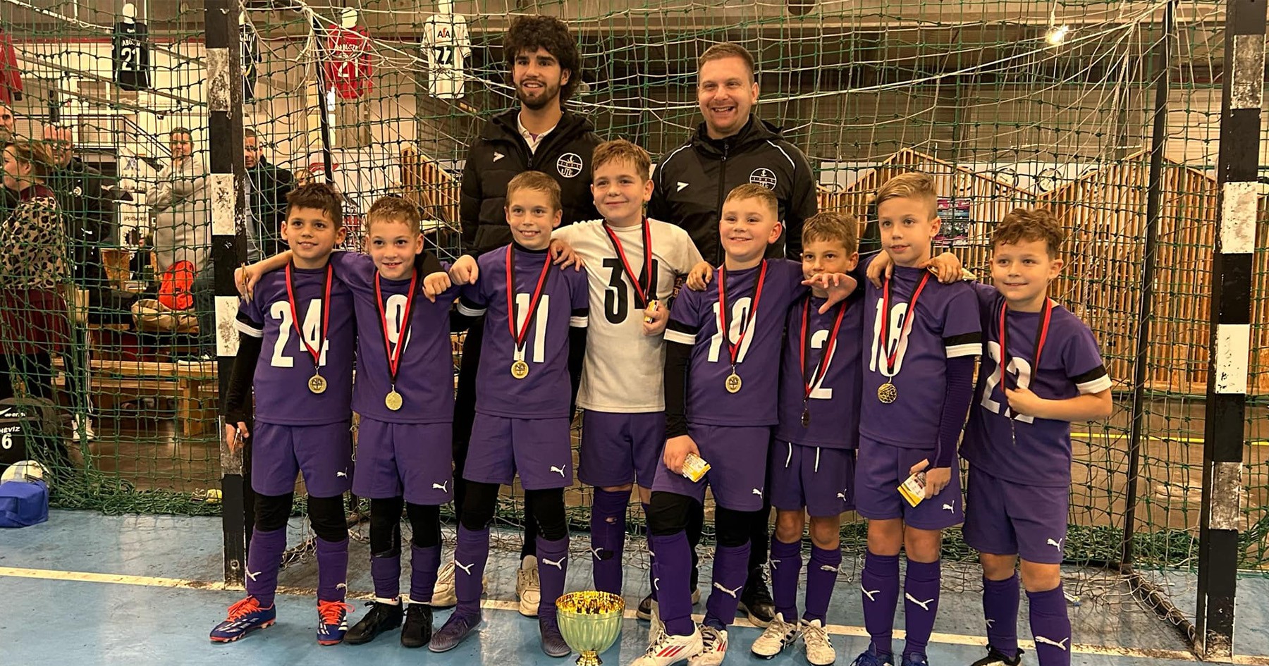 Két-két arany- és ezüstérmet hozott a Mikulás