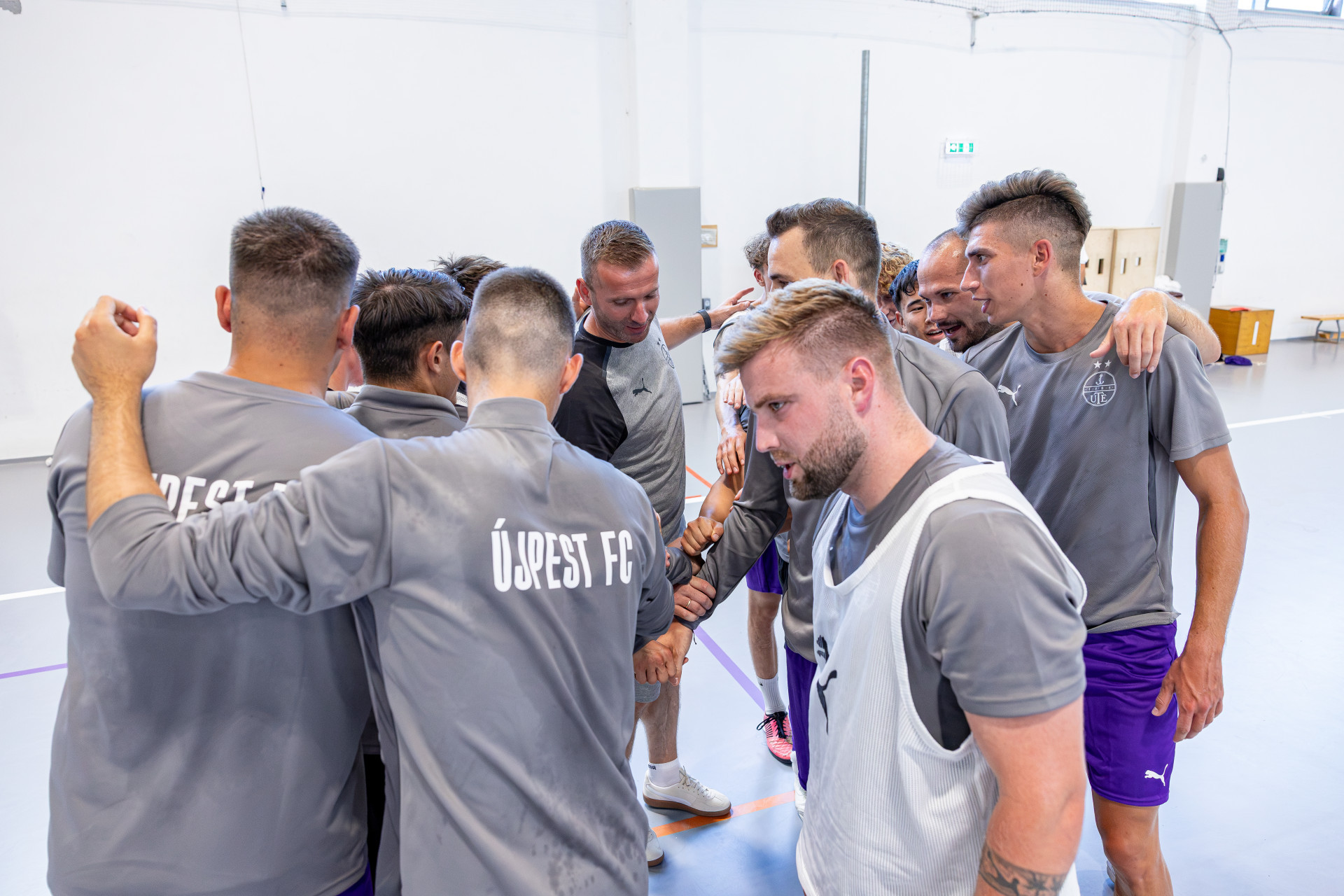 Külföldi ellenfelekkel hangol az új idényre futsalcsapatunk