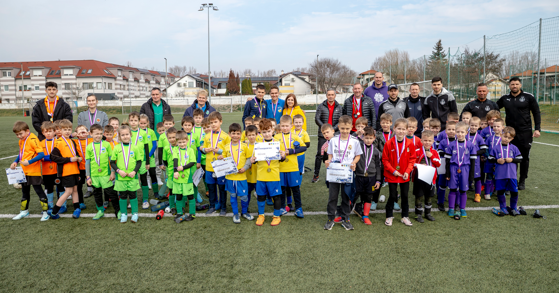 „Sokkal vonzóbbak lettünk a fiatalok számára”