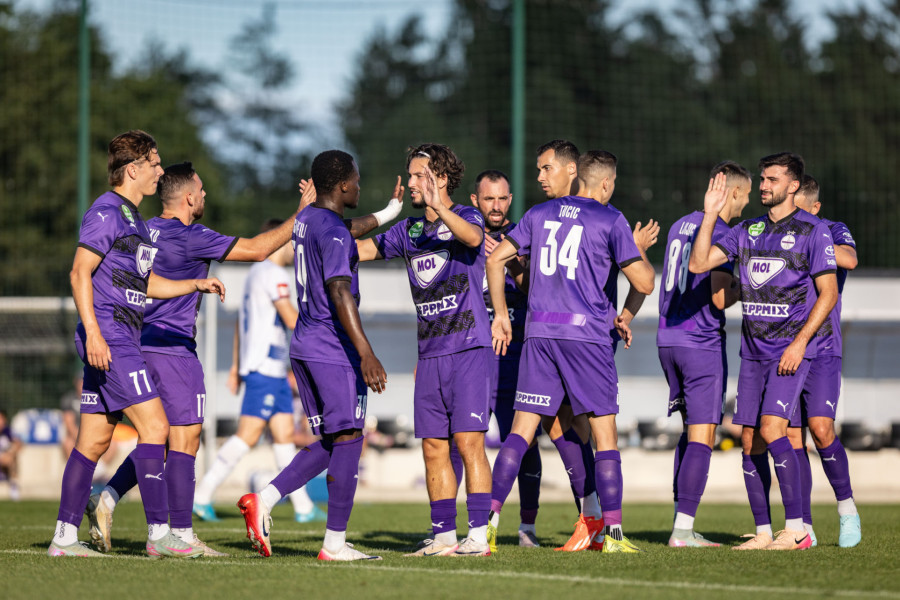 Galéria Újpest FC - NK Osijek